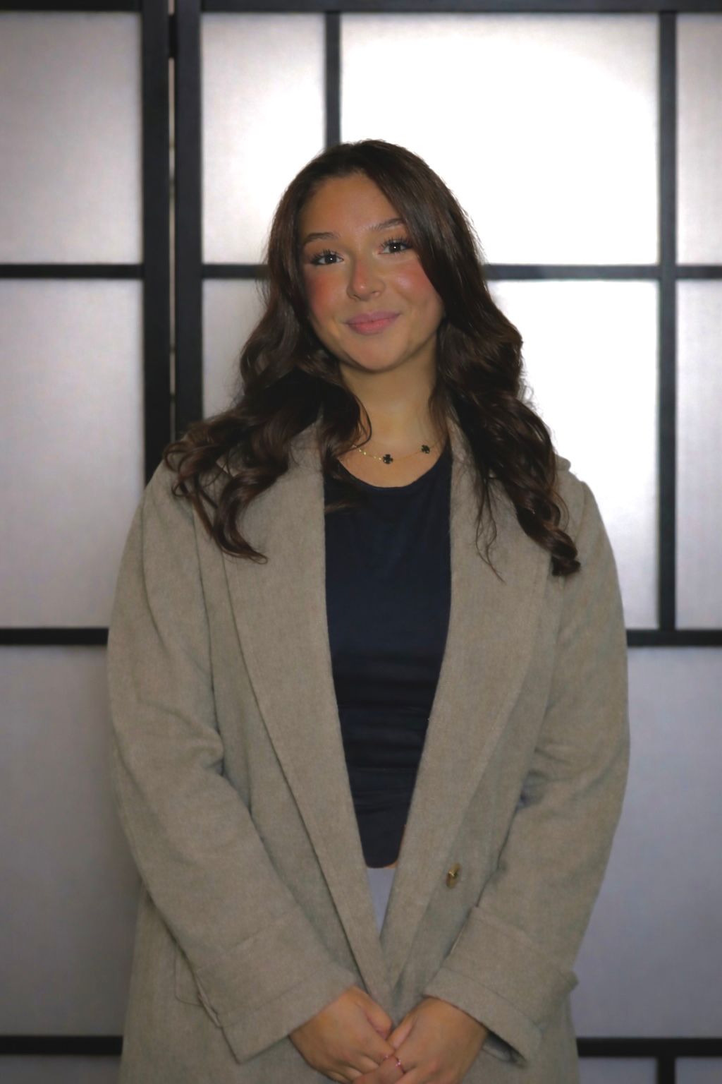 Ceren - Auszubildende Hairline